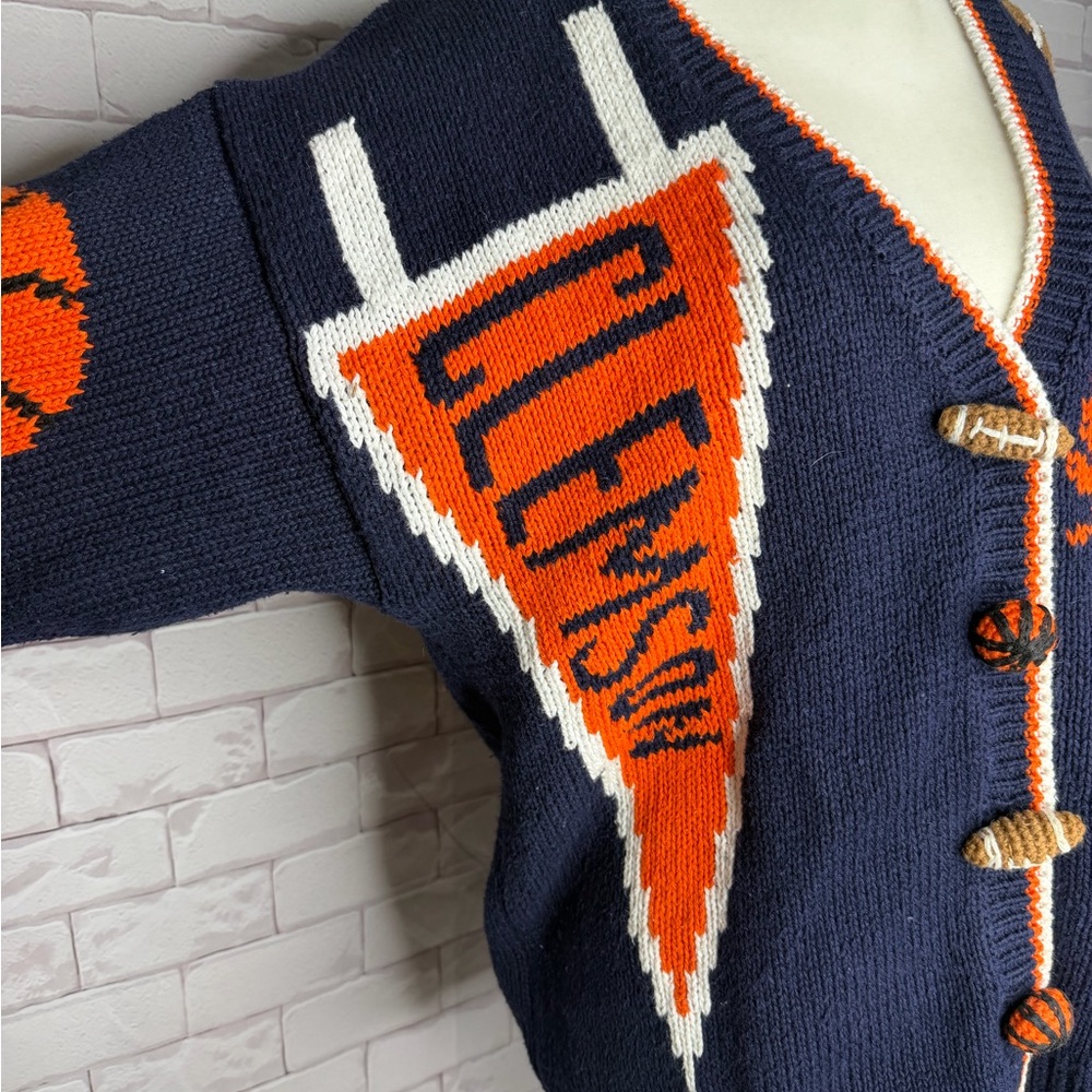 Vintage BellePointe Clemson Tigers Graphic Cardigan Sweater / Unisex Cardigan - Picture 7 of 11